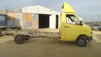 Veicolo di demolizione mercedes-benz sprinter 4-t caja/chasis (904) 410 d dell'anno 2000 alimentato 602980