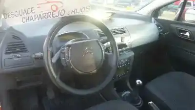 Veículo de Sucata citroen c4 coupe collection do ano 2007 alimentado 9hx