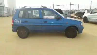 Véhicule à la ferraille mazda demio (dw) 1.4 exclusive de l'année 2000 alimenté b3(egi sohc)