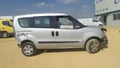 Sloopvoertuig fiat doblo active van het jaar 2015 aangedreven 263a2000