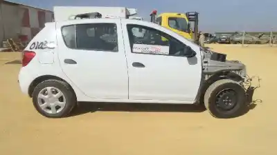 Veículo de Sucata dacia sandero ambiance do ano 2014 alimentado d4ff7