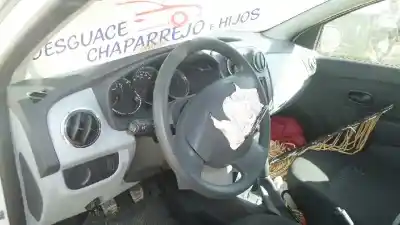 Veículo de Sucata dacia sandero ambiance do ano 2014 alimentado d4ff7