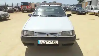 Veículo de Sucata RENAULT 19 (B/C/L53)  do ano 1995 alimentado G-E7J