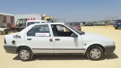 Veículo de Sucata renault   do ano 1995 alimentado g-e7j