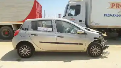 Veículo de Sucata renault clio iii authentique do ano 2006 alimentado k9k m7