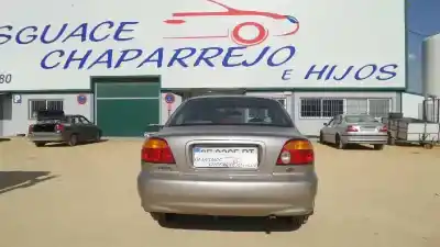 Veículo de Sucata kia sephia ll ls do ano 2000 alimentado g/bf