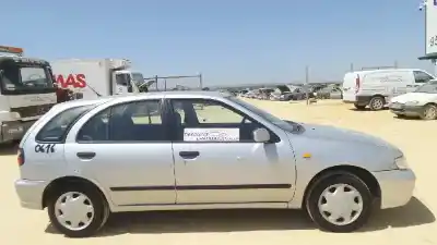 Sloopvoertuig nissan                                             almera (n15)                                                                                                                                                                                                                                               gx                                                                                                                                                                                                                                                         van het jaar 1999 aangedreven g-ga16