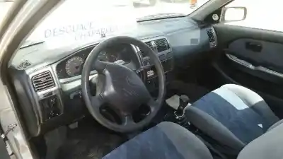 Sloopvoertuig nissan                                             almera (n15)                                                                                                                                                                                                                                               gx                                                                                                                                                                                                                                                         van het jaar 1999 aangedreven g-ga16