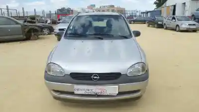 Veicolo di demolizione opel corsa b top (e) dell'anno 1997 alimentato x14sz