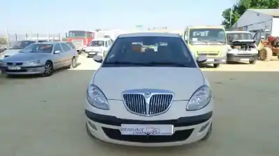 Veicolo di demolizione lancia ypsilon (101) 1.2 8v dell'anno 2006 alimentato 188a4000