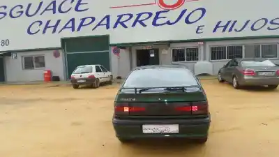 Veículo de Sucata renault   do ano 1995 alimentado f3p