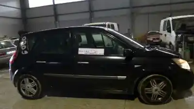 Scrapping Vehicle renault   of the year 2004 powered k9k d7