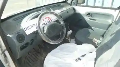 Scrapping Vehicle renault   of the year 2000 powered f8q662 Scrapping Vehicle renault   of the year 2000 powered f8q662