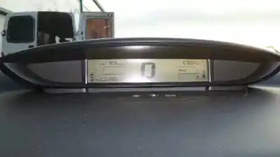 Veículo de Sucata citroen c4 coupe vtr do ano 2004 alimentado 