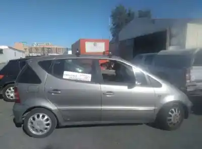 Veículo de Sucata mercedes-benz clase a (w168) 140 (168.031) do ano 2004 alimentado 166940