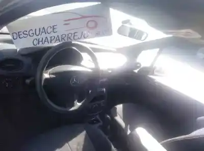 Veículo de Sucata mercedes-benz clase a (w168) 140 (168.031) do ano 2004 alimentado 166940