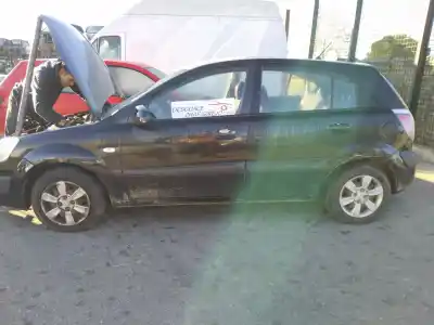 Veículo de Sucata kia rio 1.5 crdi do ano 2007 alimentado d4fa