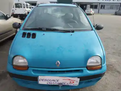 Veicolo di demolizione RENAULT TWINGO (CO6) 1.3 CAT dell'anno 1996 alimentato G-C3G