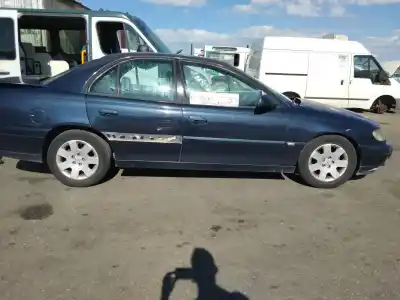Veicolo di demolizione opel omega b design edition berlina dell'anno 2001 alimentato y25dt