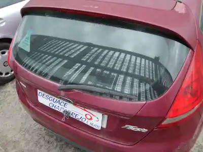 Sloopvoertuig ford fiesta (cb1) ambiente van het jaar 2010 aangedreven f6jb