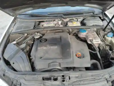 Veículo de Sucata audi a4 berlina (8e) 2.0 tdi 16v (103kw) do ano 2006 alimentado bre