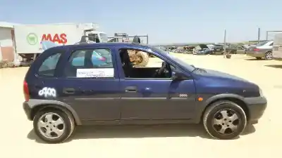 Veicolo di demolizione opel corsa b eco dell'anno 2000 alimentato x17d