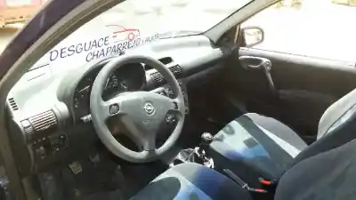 Veicolo di demolizione opel corsa b eco dell'anno 2000 alimentato x17d