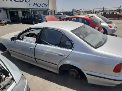 Veículo de Sucata bmw serie 5 berlina (e39) 525tds do ano 2001 alimentado 256t