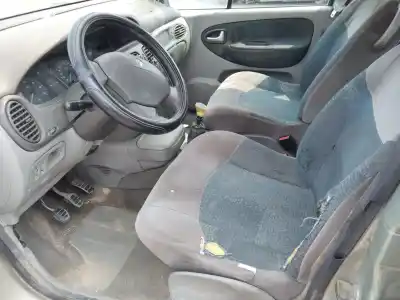 Здавання транспортного засобу renault scenic (ja..) 1.9 dci century року 2003 потужний f9q q7