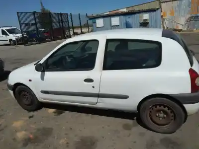 Scrapping Vehicle renault   of the year 2001 powered d4f b7