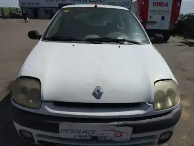 Scrapping Vehicle renault   of the year 2001 powered d4f b7