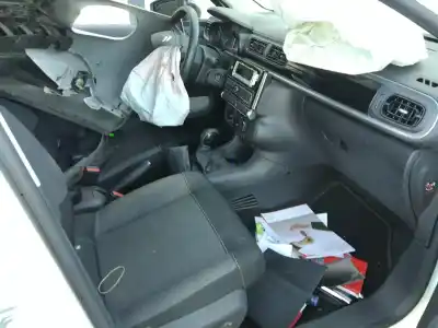 Veicolo di demolizione citroen c3 feel dell'anno 2017 alimentato hm01