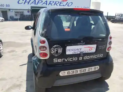 Sloopvoertuig smart coupe básico (45kw) van het jaar 2004 aangedreven 15