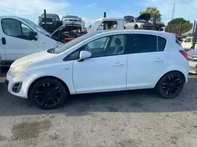 Scrapping Vehicle opel corsa d color edition of the year 2011 powered a13dtr