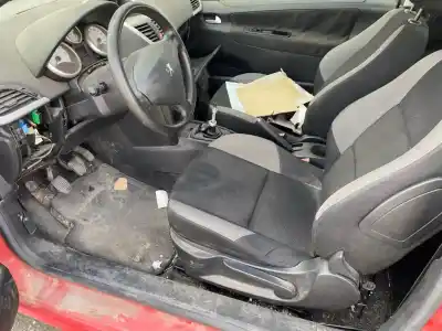 Veículo de Sucata peugeot 207 sport do ano 2007 alimentado 8fs