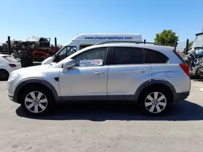 Veículo de Sucata chevrolet captiva 2.0 vcdi lt do ano 2009 alimentado z20s