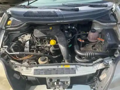 Scrapping Vehicle renault scenic rx4 (ja0) 1.9 dci sportway of the year 2002 powered f9q k7
