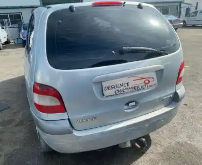 Scrapping Vehicle renault scenic rx4 (ja0) 1.9 dci sportway of the year 2002 powered f9q k7