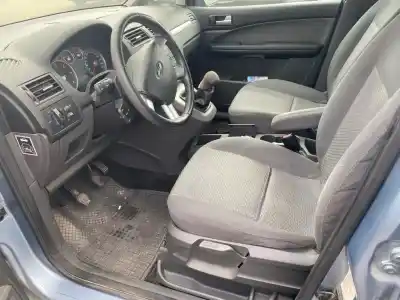 Здавання транспортного засобу ford focus c-max (cap) ambiente (d) року 2004 потужний g8da