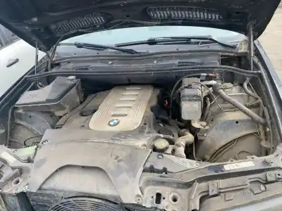 Sloopvoertuig bmw x5 (e53) 3.0d van het jaar 2005 aangedreven 306d2