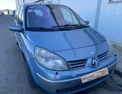 Vehicul casat RENAULT SCENIC II Grand Expression al anului 2006 alimentat F9Q E8