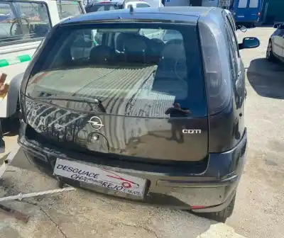 Veicolo di demolizione opel corsa c blue line dell'anno 2004 alimentato z13dt