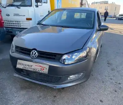 Hurda Aracı VOLKSWAGEN                                         POLO (6R1)                                                                                                                                                                                                                                                 Advance                                                                                                                                                                                                                                                    Yılın 2014 güçlü CFW