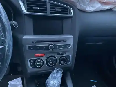 Veicolo di demolizione citroen c4 lim. collection dell'anno 2017 alimentato hn02