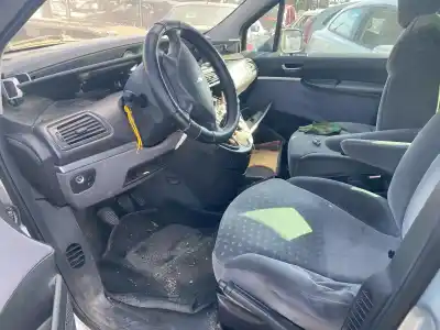 Sloopvoertuig peugeot 807 st pack van het jaar 2004 aangedreven rht