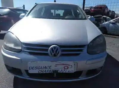 Vehículo de desguace VOLKSWAGEN GOLF V BERLINA (1K1) Highline del año 2004 con motor BKD