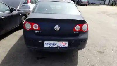 Sloopvoertuig volkswagen passat berlina (3c2) advance van het jaar 2005 aangedreven bkc