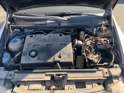Veicolo di demolizione fiat                                               stilo (192)                                                                                                                                                                                                                                                1.9 jtd / 1.9 jtd 115 active dell'anno 2004 alimentato 192a1000