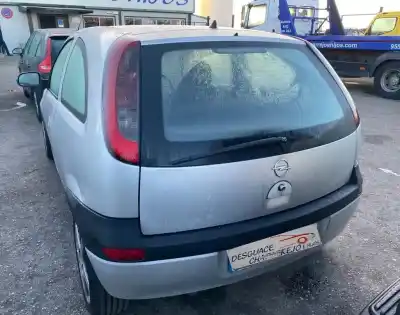 Здавання транспортного засобу opel corsa c club року 2002 потужний z12xe