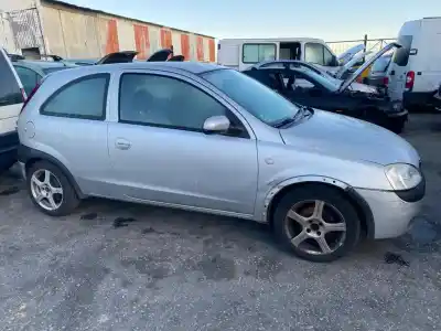 Здавання транспортного засобу opel corsa c club року 2002 потужний z12xe